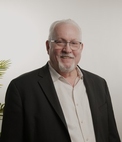Andrew Fischer